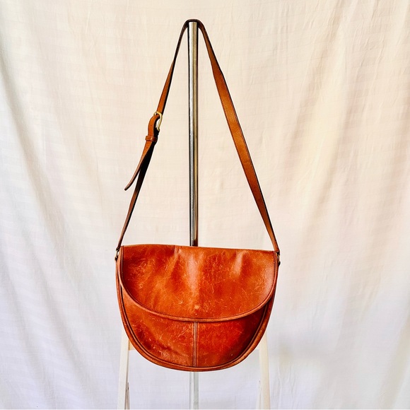 Coach Handbags - SOLD. Vintage Coach Leather Bag Flap Magnetic Closure 90s